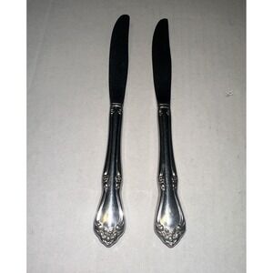 Oneida CELEBRITY Stainless Deluxe SSS 1881‎ Rogers Glossy Flatware - 2 Knives